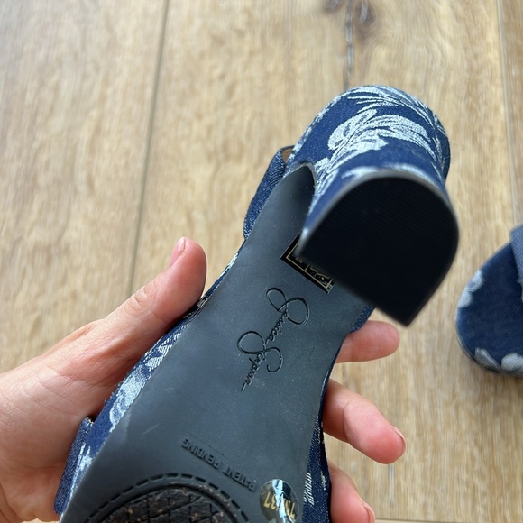 Jessica Simpson denim platform heels - Picture 3 of 5